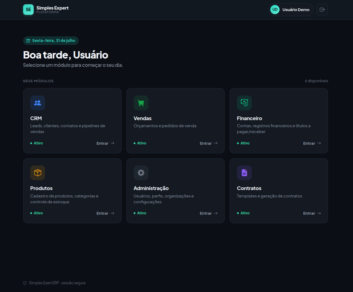 Tela inicial da plataforma com os módulos disponíveis: CRM, Vendas, Financeiro, Produtos, Administração e Contratos